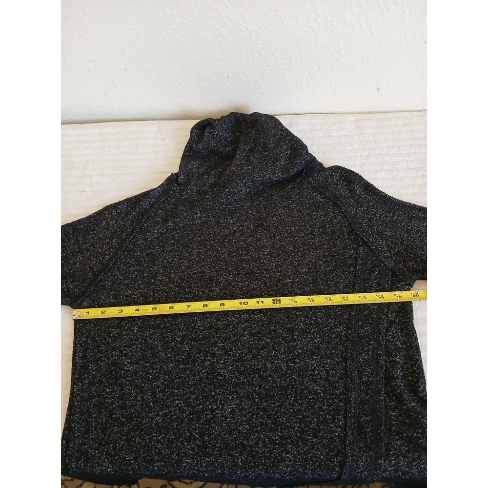 Chelsea & Theodore Women Sweater Pullover‎ Turtleneck Size Small Black Gray